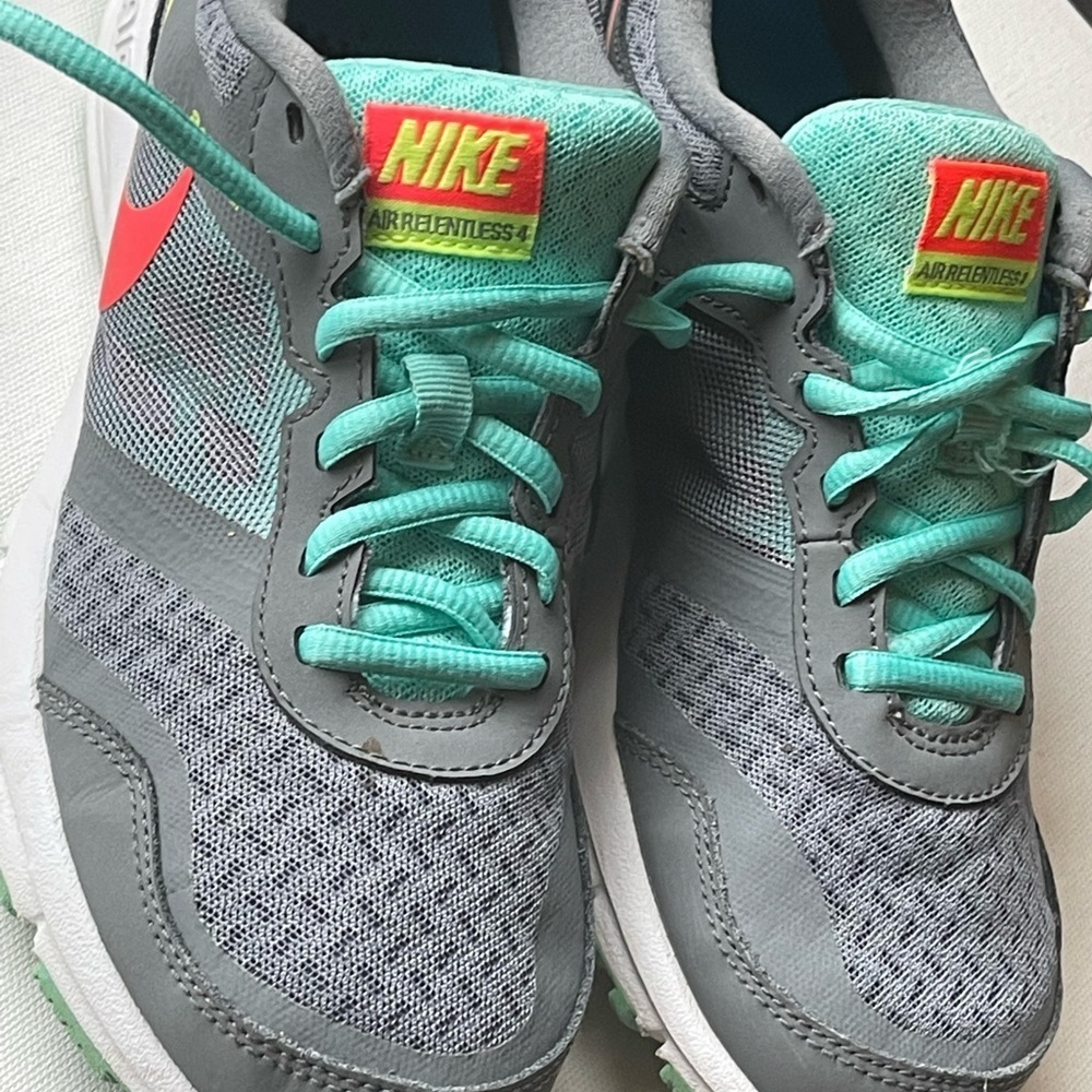 Nike Air Relentless 4 Athletic Sneakers